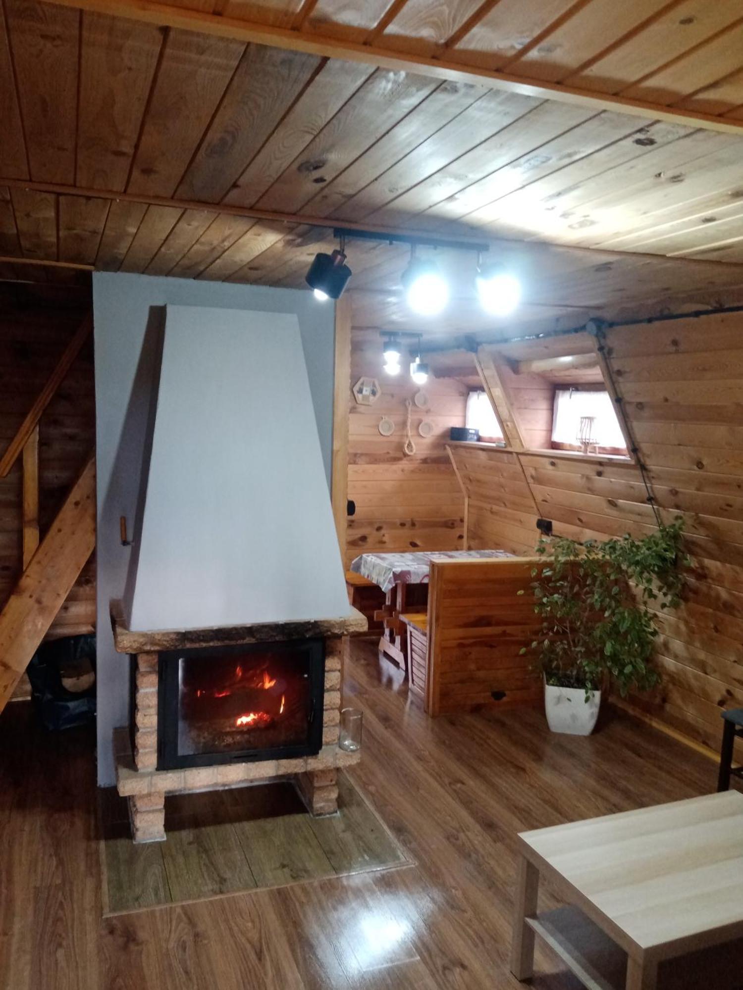 Chatka Pod Lasem Jarnołtówek Bagian luar foto
