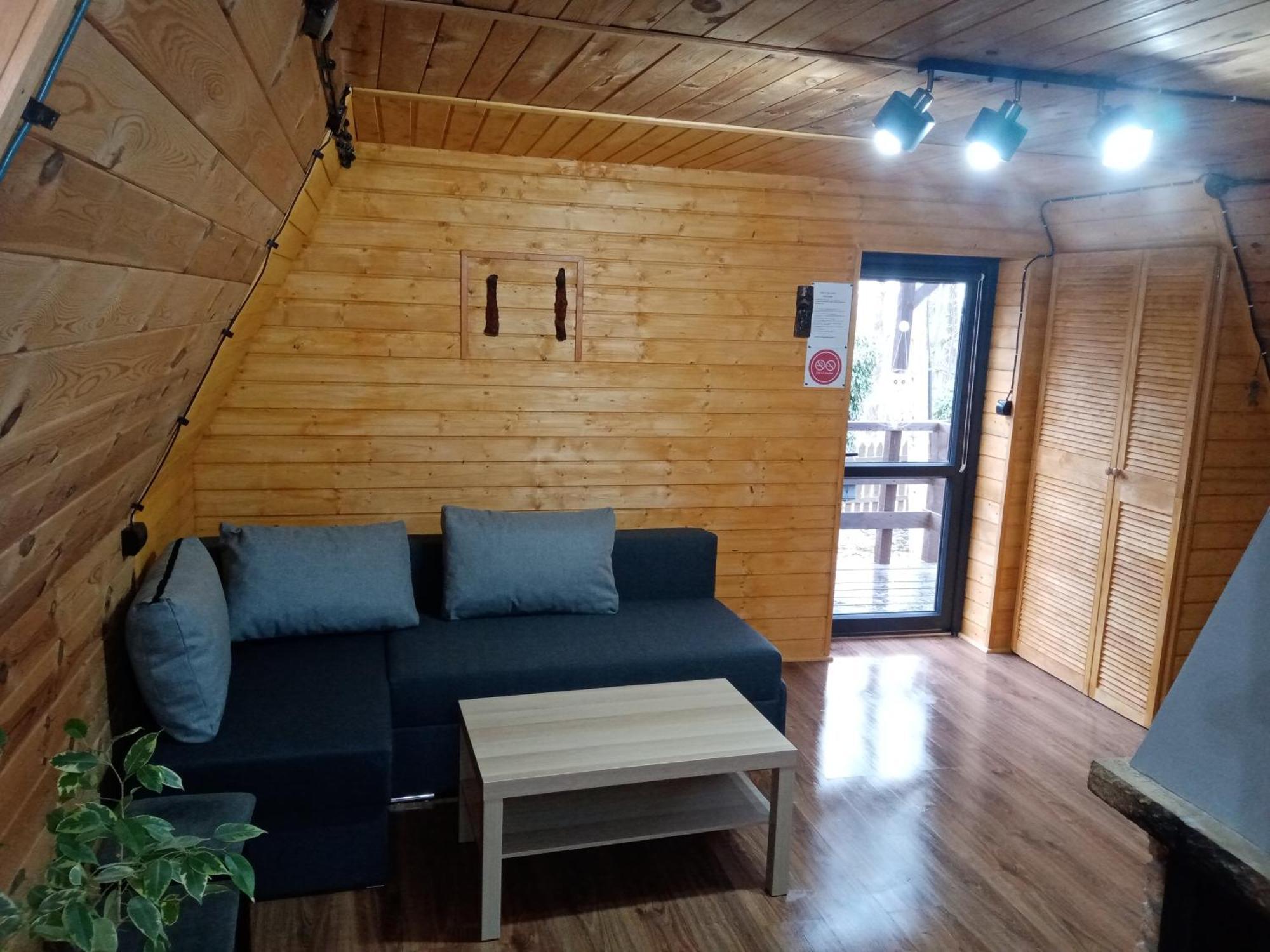 Chatka Pod Lasem Jarnołtówek Bagian luar foto